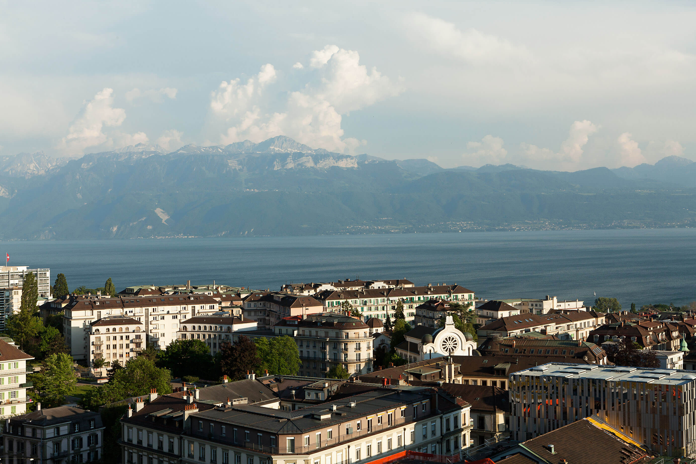 Hotel near Lake Geneva in Lausanne, Hôtel de la Paix