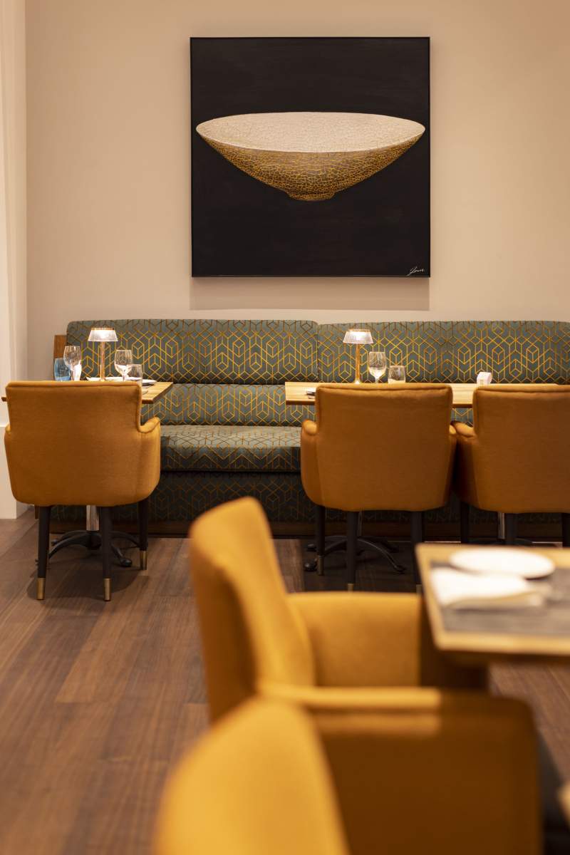La Paix Gourmet restaurant in Lausanne near Lake Geneva